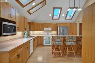 2225 NW Oceanview Dr, Newport, OR 97365 - Photo 21