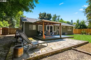 11555 SW 11th St, Beaverton, OR 97005 - Photo 31