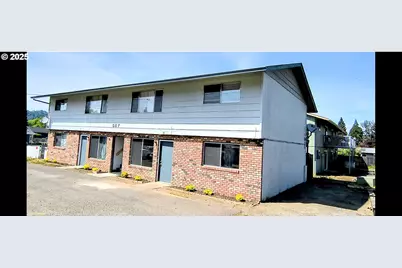 587 W Berdine St, Roseburg, OR 97471 - Photo 1