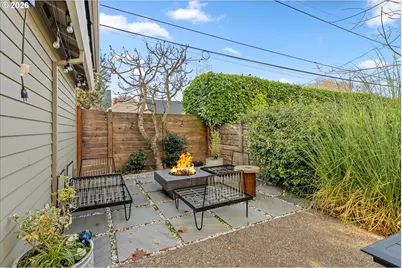 3969 N Overlook Blvd #B, Portland, OR 97227 - Photo 25