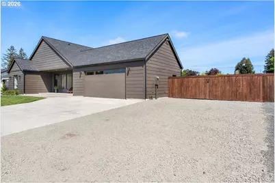 106 W McDowell Ct, Yacolt, WA 98675 - Photo 5