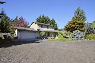 62 Bunting Dr, Ariel, WA 98603 - Photo 3