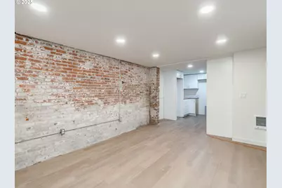 15 S Gibbs St, Portland, OR 97239 - Photo 41