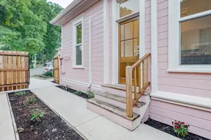 15 S Gibbs St, Portland, OR 97239 - Photo 37