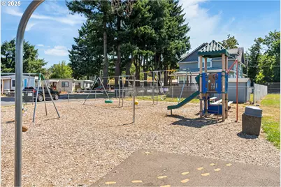 8951 SE Fuller Rd #7, Happy Valley, OR 97086 - Photo 27