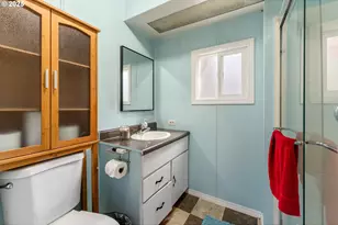 8951 SE Fuller Rd, Happy Valley, OR 97086 - Photo 13