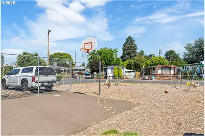 8951 SE Fuller Rd #7, Happy Valley, OR 97086 - Photo 25