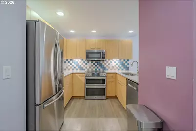 300 W 8th St #306E, Vancouver, WA 98660 - Photo 7