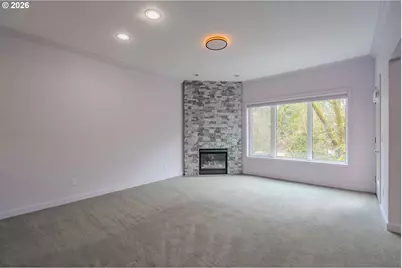 300 W 8th St #306E, Vancouver, WA 98660 - Photo 9