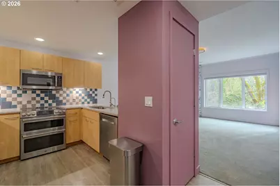 300 W 8th St #306E, Vancouver, WA 98660 - Photo 5