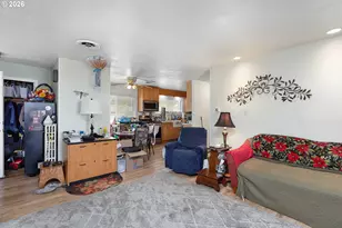2461 NW Brockway Rd, Winston, OR 97496 - Photo 5