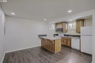 6204 NE 8th Ave, Portland, OR 97211 - Photo 21