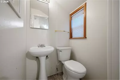 6118 NE 16th Ave, Portland, OR 97211 - Photo 13