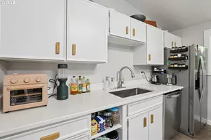 5767 Baleine St, Lake Oswego, OR 97035 - Photo 9