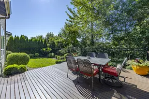 1930 Sterling Park Pl, Eugene, OR 97408 - Photo 39