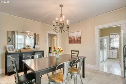 114 SE 7th St, Pendleton, OR 97801 - Photo 13