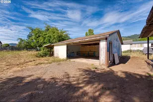 97907 Lively Ln, Brookings, OR 97415 - Photo 15