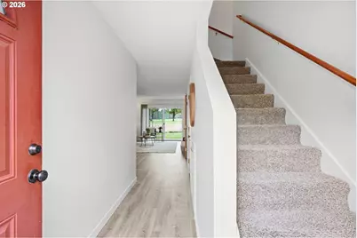 1304 NE Hogan Dr, Gresham, OR 97030 - Photo 3