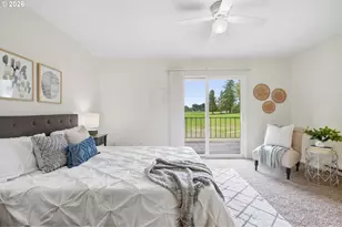 1304 NE Hogan Dr, Gresham, OR 97030 - Photo 19