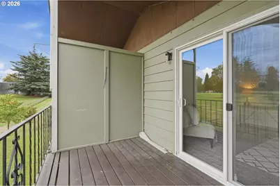 1304 NE Hogan Dr, Gresham, OR 97030 - Photo 25