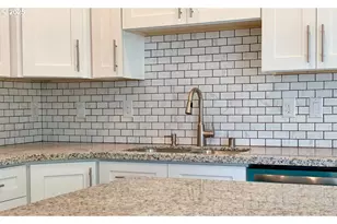 10703 NE 70th St, Vancouver, WA 98662 - Photo 15