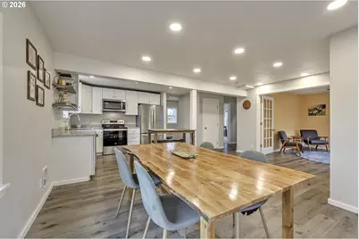 715 S 8th Ave, Cornelius, OR 97113 - Photo 9