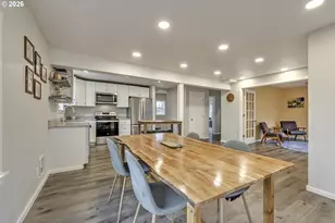 715 S 8th Ave, Cornelius, OR 97113 - Photo 9