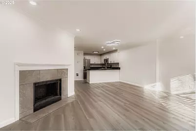 3990 Carman Dr, Lake Oswego, OR 97035 - Photo 7