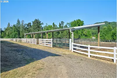 37691 Upper Camp Creek Rd, Springfield, OR 97478 - Photo 23