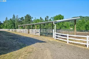 37691 Upper Camp Creek Rd, Springfield, OR 97478 - Photo 23