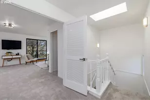 448 N Hayden Bay Dr, Portland, OR 97217 - Photo 23