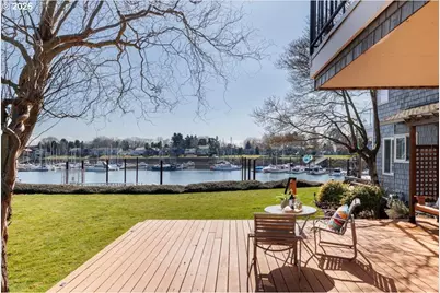 448 N Hayden Bay Dr, Portland, OR 97217 - Photo 5