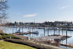 448 N Hayden Bay Dr, Portland, OR 97217 - Photo 39