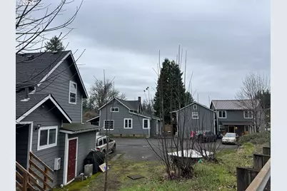 133 NW Alder St, Mill City, OR 97360 - Photo 7