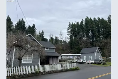 133 NW Alder St, Mill City, OR 97360 - Photo 3