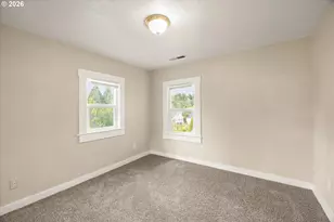 6424 NE Hassalo St, Portland, OR 97213 - Photo 21