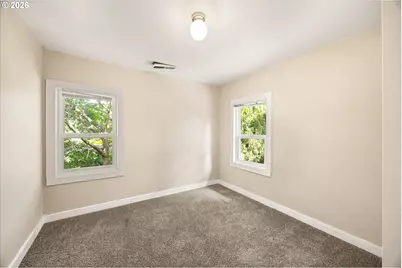 6424 NE Hassalo St, Portland, OR 97213 - Photo 17