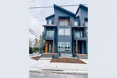 302 N Bridgeton Rd, Portland, OR 97217 - Photo 1