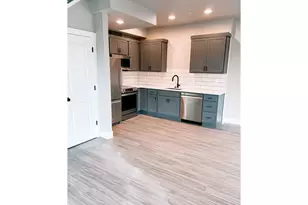302 N Bridgeton Rd, Portland, OR 97217 - Photo 13