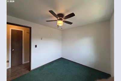 1086 Lewis St, North Bend, OR 97459 - Photo 25
