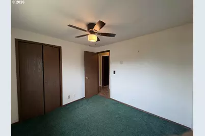 1086 Lewis St, North Bend, OR 97459 - Photo 21