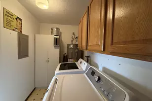 1086 Lewis St, North Bend, OR 97459 - Photo 13