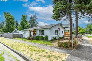 805 E Quincy Ave, Cottage Grove, OR 97424 - Photo 1