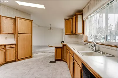 85653 Bradbury Ln, Eugene, OR 97405 - Photo 13