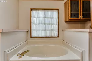 85653 Bradbury Ln, Eugene, OR 97405 - Photo 35