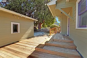6235 NE Davis St, Portland, OR 97213 - Photo 23