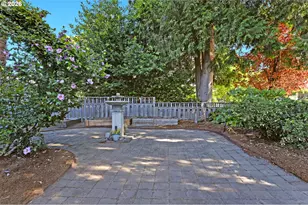 6235 NE Davis St, Portland, OR 97213 - Photo 29