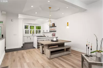 820 NW 22nd Ave, Portland, OR 97210 - Photo 11