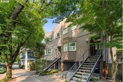 820 NW 22nd Ave, Portland, OR 97210 - Photo 41