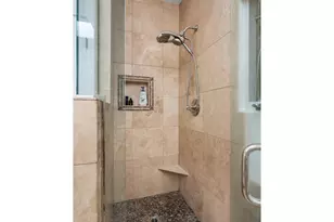 820 NW 22nd Ave, Portland, OR 97210 - Photo 25